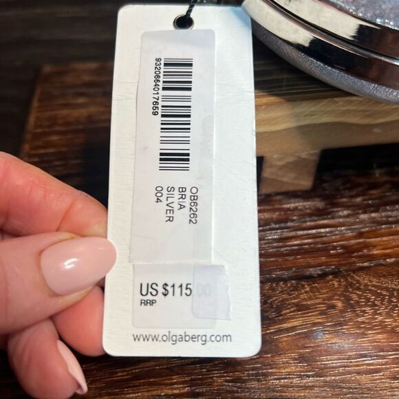 Olga Berg Bria Crystal Fringe Clutch in Silver. New with flaw. Gorgeous! - Picture 16 of 16